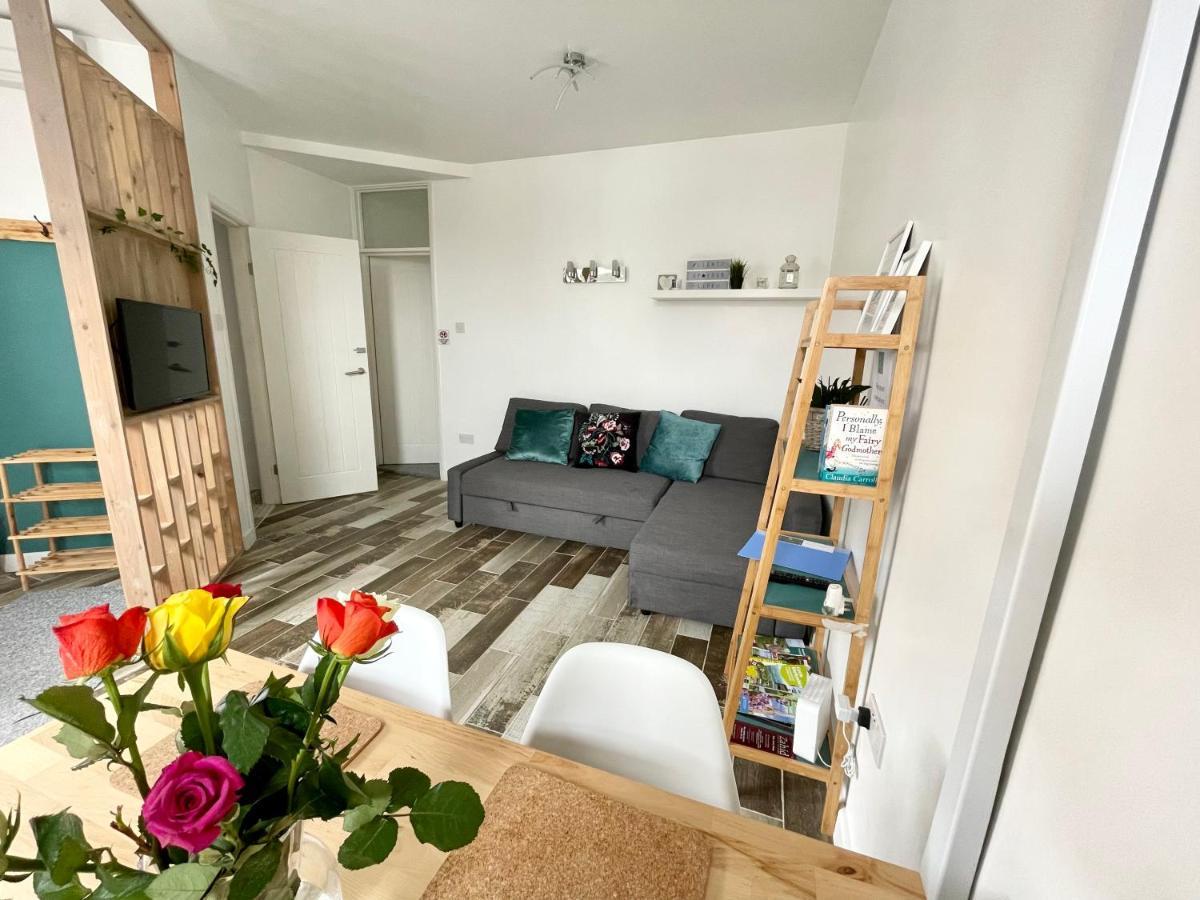 The Corner House - Modern Chesterfield Town Centre Apartments Zewnętrze zdjęcie
